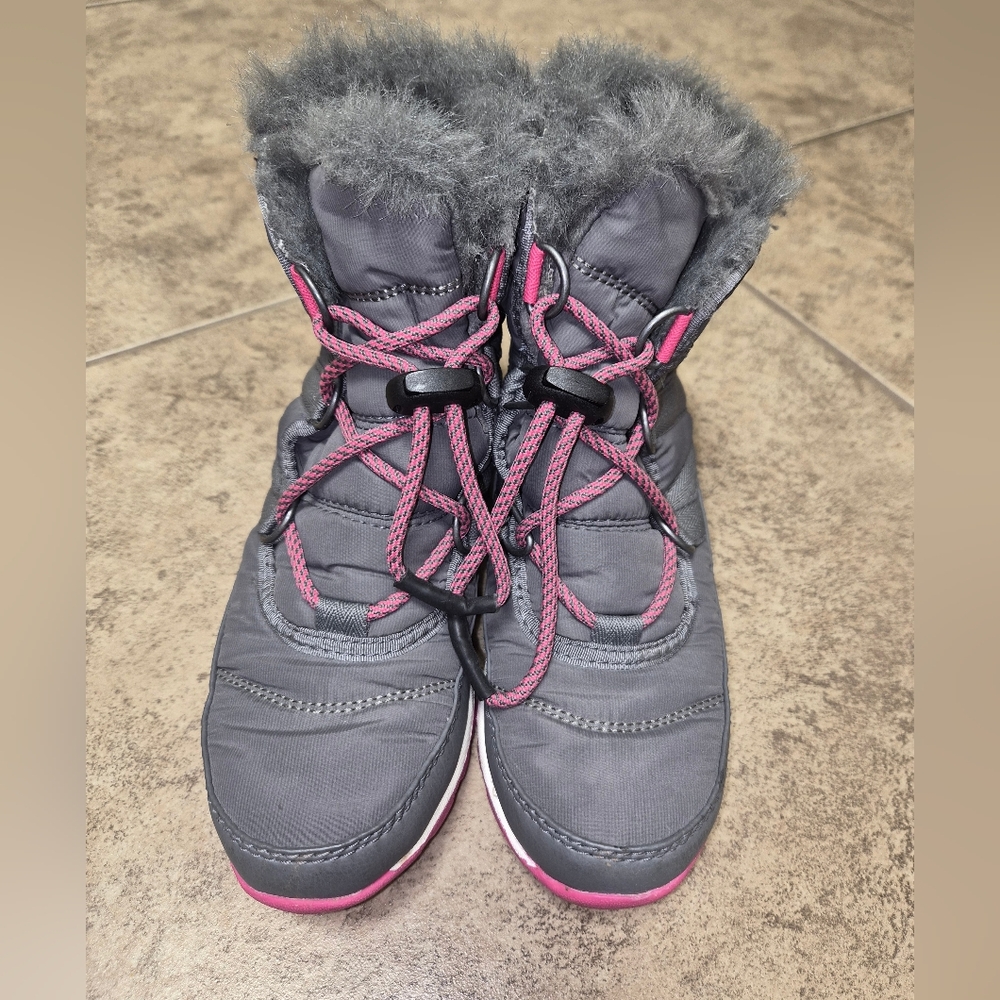 Sorel Kids Whitney Nylon Charcoal Gray Fuchsia Pink Winter Snow Boot Sz 1